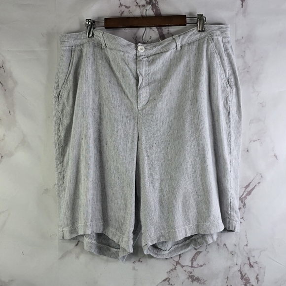 NYDJ Shorts Womens 18W Linen White Striped Bermuda Not Your Daughters - Picture 1 of 11